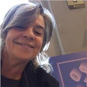 Laureata in economia e commercio impartisce lezioni di inglese